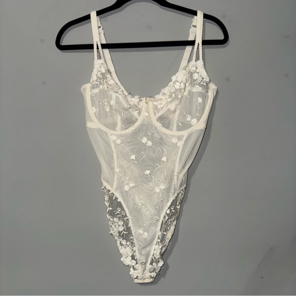 Panache‎ Venus White Floral Embroidered Sheer Mesh Underwire Bodysuit 34B
